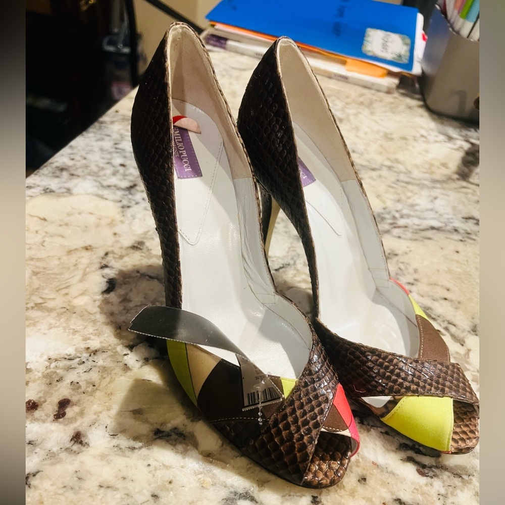Women shoes